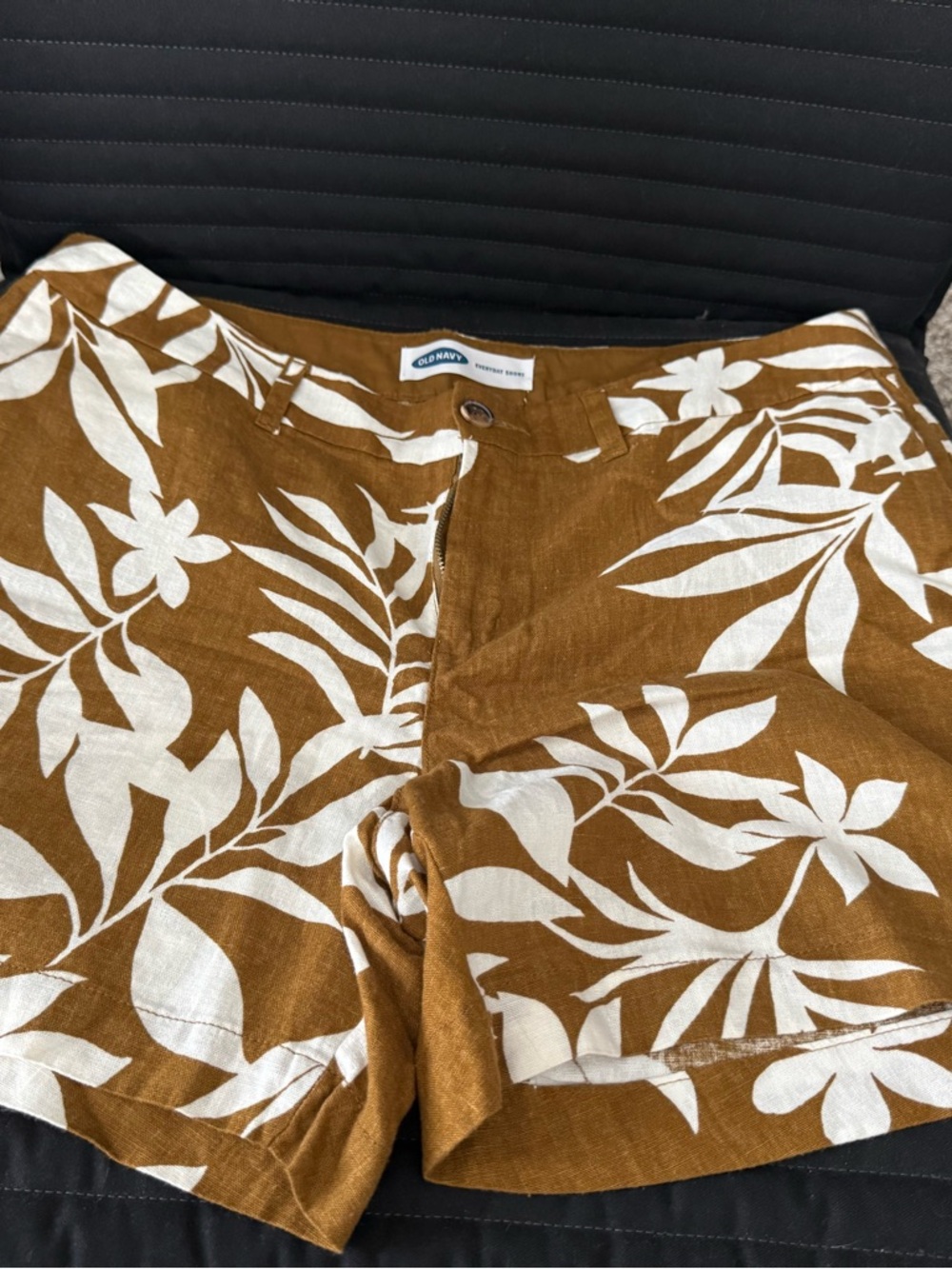 Old Navy Mustard Brown and White Floral Everyday Shorts